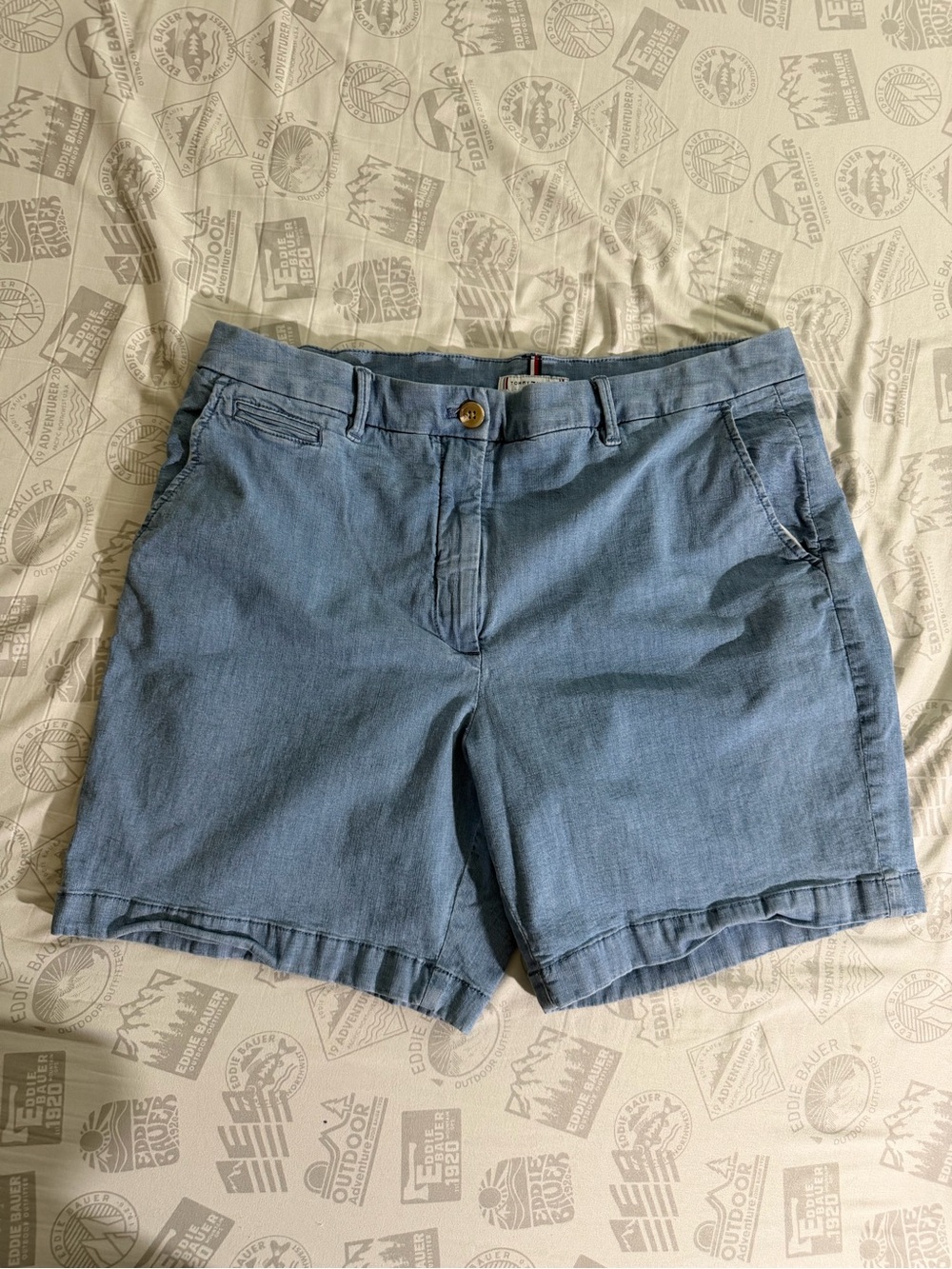 Tommy Hilfiger shorts Women’s Sz 12 Blue Chino Shorts Casual Summer
